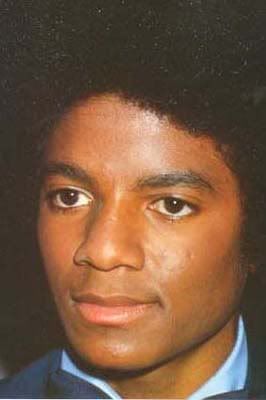 Forever-Michael-Joseph-Jackson-We-Love-You-3-michael-jackson-14825440-266-400.jpg