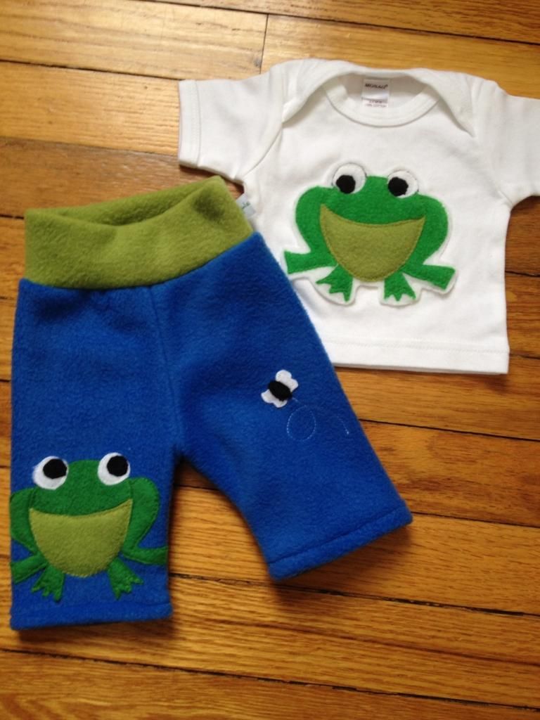 Newborn Froggy Longies and Matching Shirt